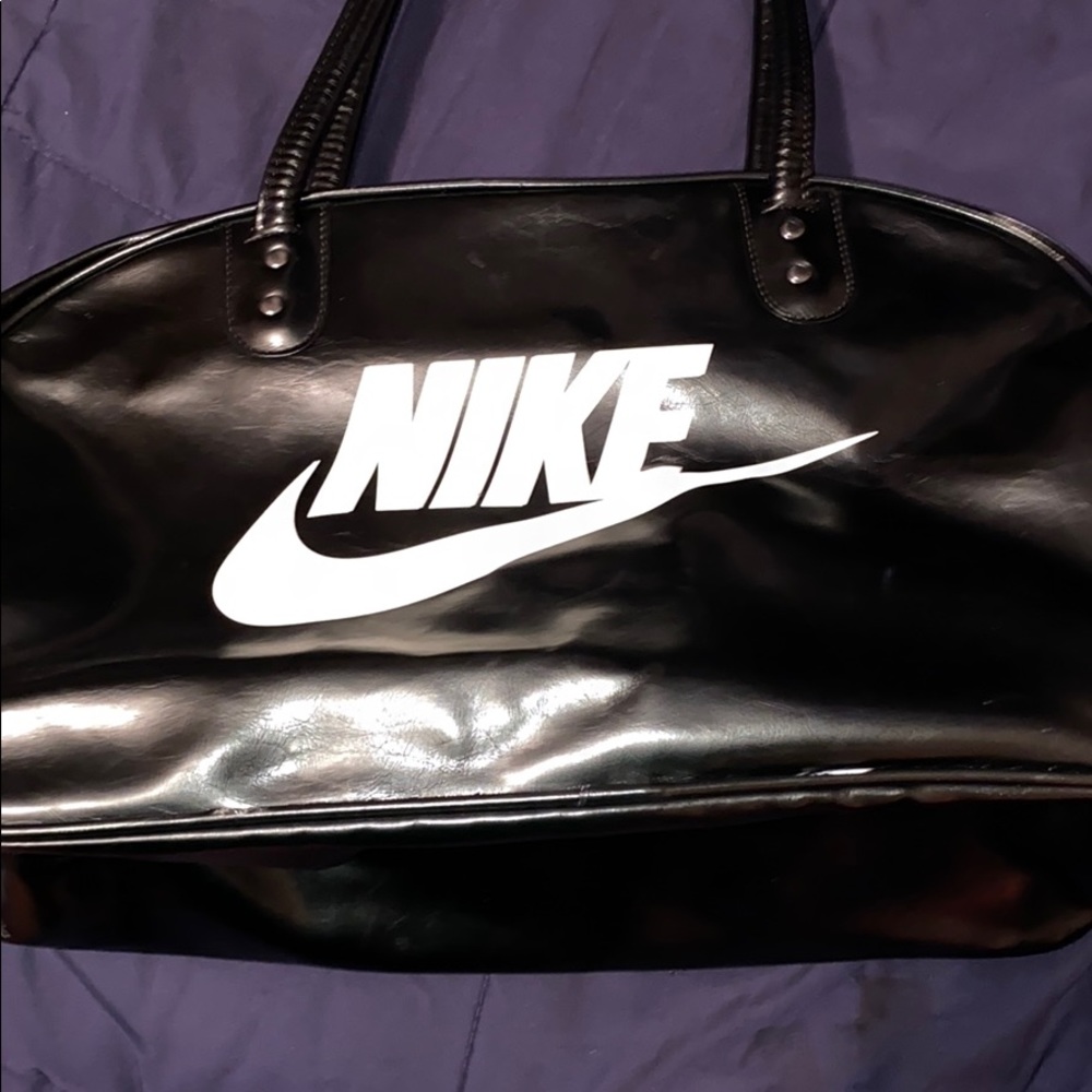 Womens nike duffle bag